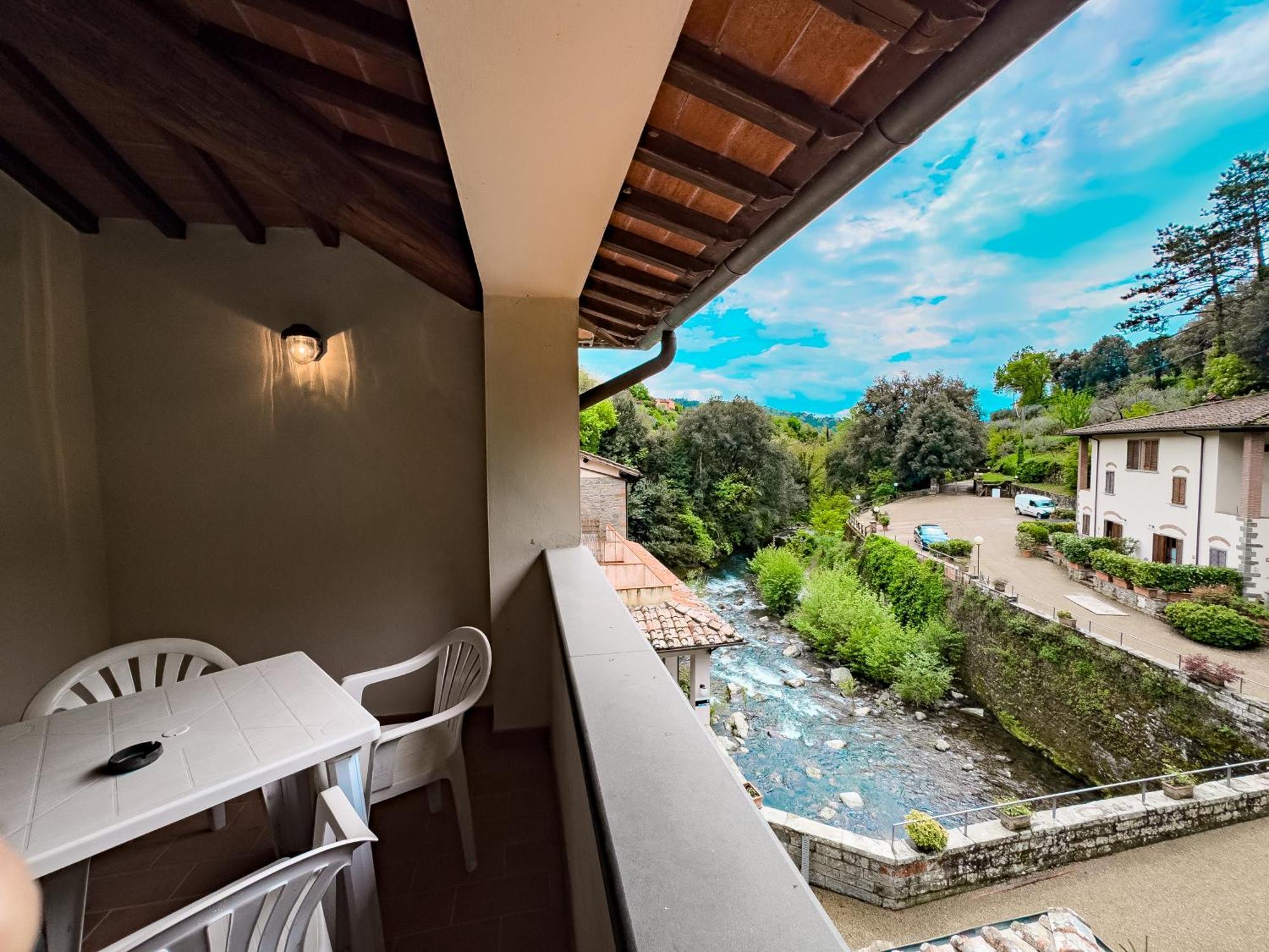 La Ferriera Exclusive Resort - Pool & Waterfall ローロ・チュッフェンナ エクステリア 写真