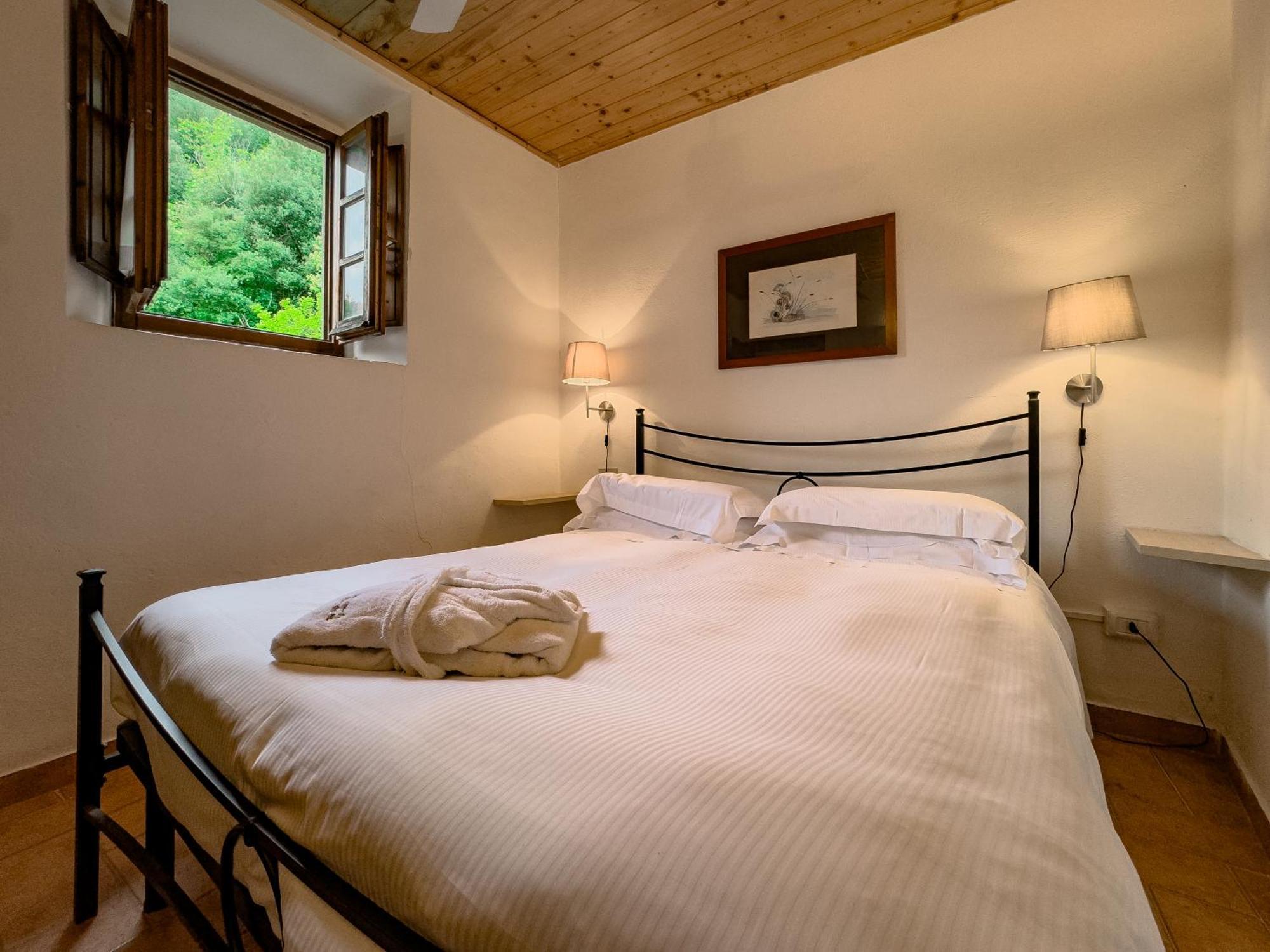 La Ferriera Exclusive Resort - Pool & Waterfall ローロ・チュッフェンナ エクステリア 写真