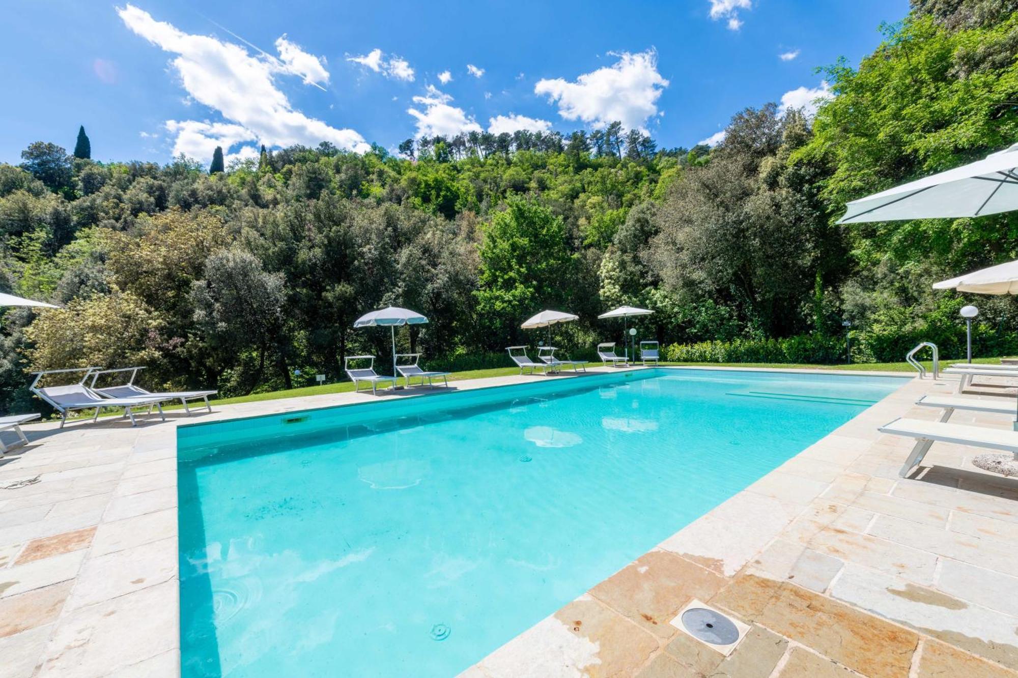 La Ferriera Exclusive Resort - Pool & Waterfall ローロ・チュッフェンナ エクステリア 写真
